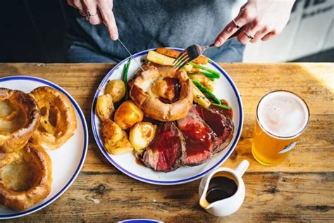 5pm big deals glasgow|Sunday Roast + Drink for 2 .